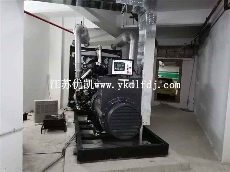 2020年8月5日，南寧某寫字樓項(xiàng)目1000KW上海凱普發(fā)電機(jī)組完成安裝調(diào)試培訓(xùn)工作
