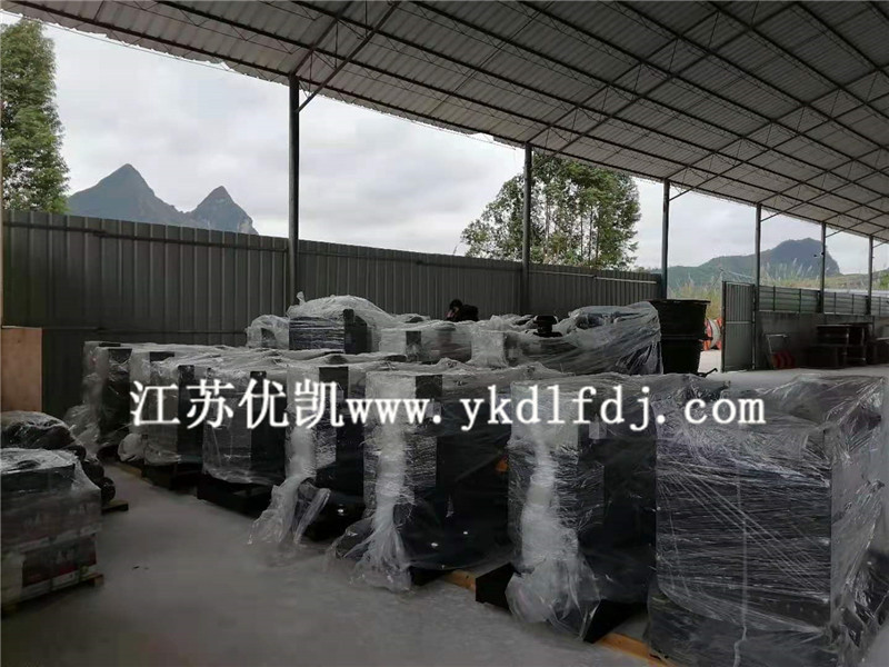2020年12月3日，12臺(tái)上柴發(fā)電機(jī)組一批交付某項(xiàng)目工程使用