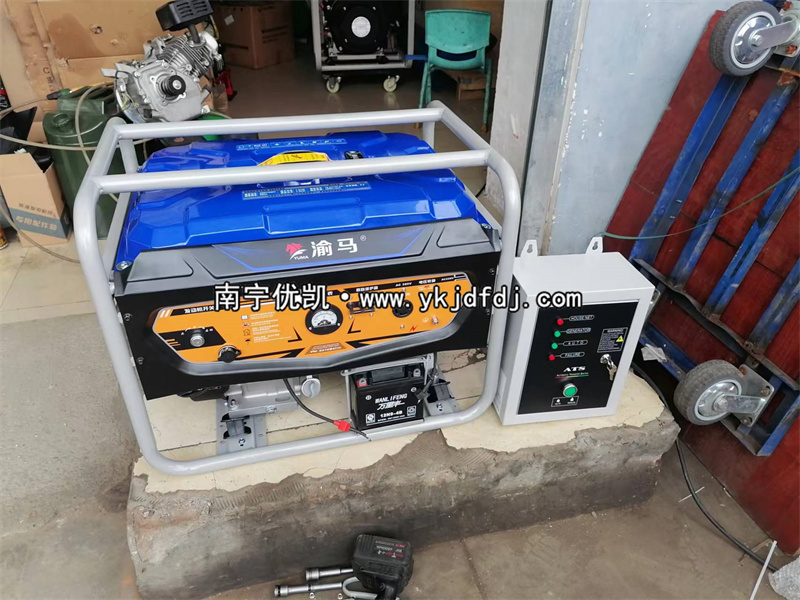2022年7月12日，8KW汽油發(fā)電機(jī)組帶ATS柜發(fā)貨河池金城江