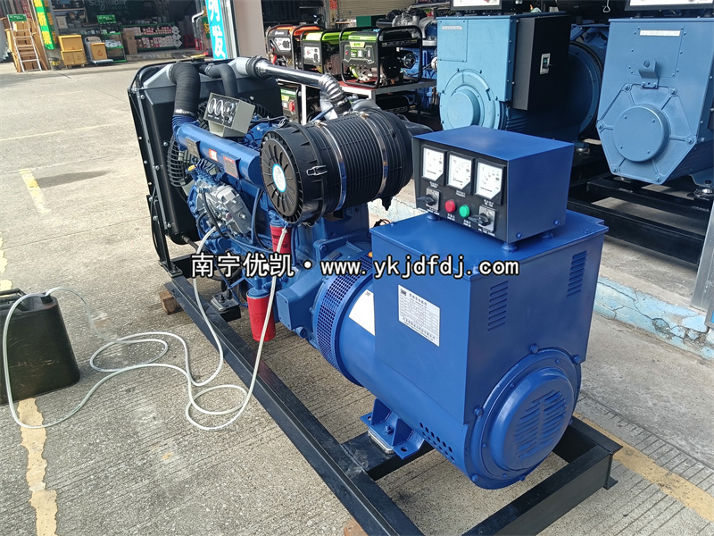 2025年7月25日，來賓項(xiàng)目120KW柴油發(fā)電機(jī)組試機(jī)并發(fā)貨